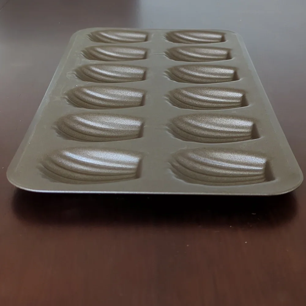 Williams Sonoma Madeleine Pan